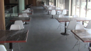 Beyaz Monoblok Kare Masa